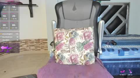 Danna online show from 01.24.25