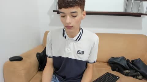 Snapshot of danniels_sweet chatting on 12.28.24 danniels_sweet online show from 12.28.24