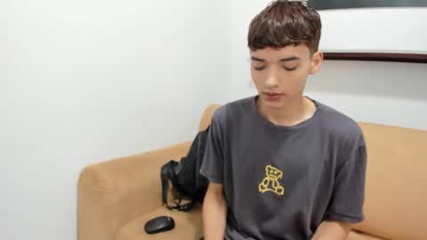 Snapshot of danniels_sweet chatting on 01.02.25 danniels_sweet online show from 01.02.25