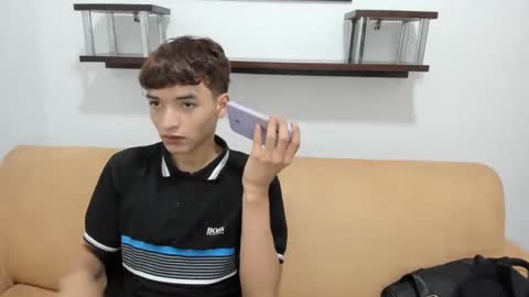 Snapshot of danniels_sweet chatting on 01.03.25 danniels_sweet online show from 01.03.25