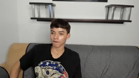 Snapshot of danniels_sweet chatting on 01.07.25 danniels_sweet online show from 01.07.25