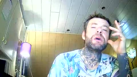 Snapshot of dannotdon chatting on 03.20.26 DannotDon online show from 03.20.26