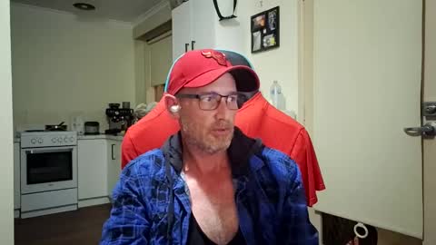 Snapshot of dannozdirekt chatting on 11.24.25 dannozdirekt online show from 11.24.25