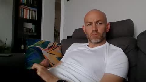 danny81boy online show from 06.10.26