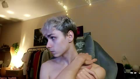 Snapshot of danny_fox888 chatting on 12.16.25 Daniel online show from 12.16.25