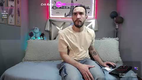 Snapshot of danny_hot_fun chatting on 08.03.26 Danny and Alex online show from 08.03.26
