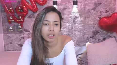 Snapshot of danny_ninaa chatting on 02.14.25 Danny Ninaa online show from 02.14.25