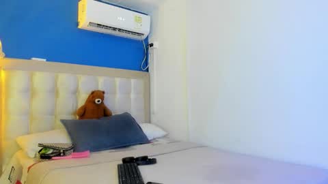 Snapshot of danny_winslow chatting on 11.11.25 Danny online show from 11.11.25