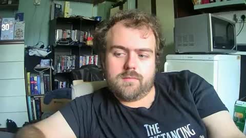 Snapshot of dannyb0y95 chatting on 09.17.25 Danny online show from 09.17.25