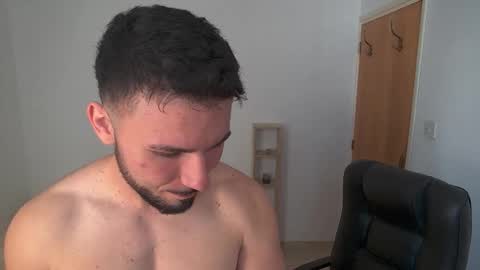 dannyboy_x_ online show from 10.22.25