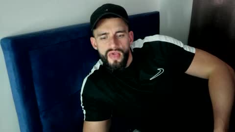 Snapshot of dannyk1990 chatting on 01.06.25 Naughtystr8D online show from 01.06.25