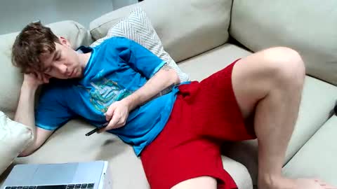 Snapshot of dannythreeyway chatting on 01.12.26 DannyThreeWay online show from 01.12.26