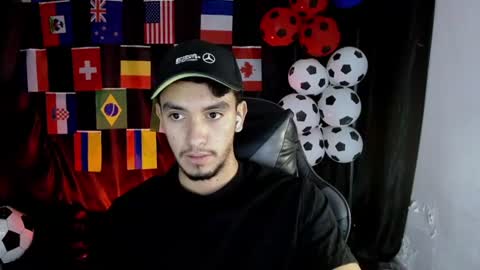 Snapshot of dante_18cm chatting on 07.19.26 Dante online show from 07.19.26
