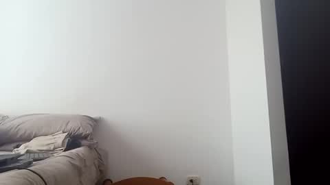 Snapshot of dante_dm chatting on 10.14.25 DANTE DI MARCO online show from 10.14.25