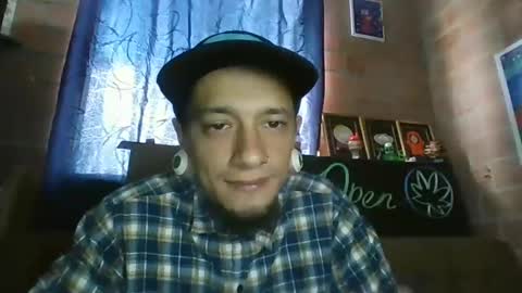 Snapshot of dante_dte chatting on 01.26.25 Dante online show from 01.26.25