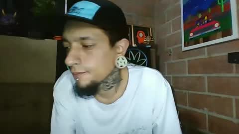 Snapshot of dante_dte chatting on 02.10.25 Dante online show from 02.10.25