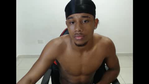Snapshot of dante_hot25 chatting on 10.11.25 Dani online show from 10.11.25