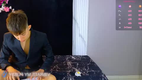 DANTEVIOLETE online show from 06.03.26