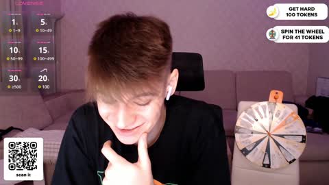 Snapshot of dantebigboi chatting on 01.22.25 Daniel online show from 01.22.25