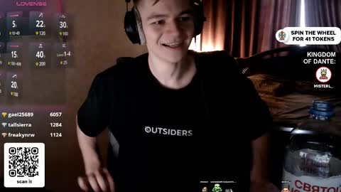 Snapshot of dantebigboi chatting on 02.22.25 Daniel online show from 02.22.25