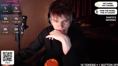 Snapshot of dantebigboi chatting on 02.25.25 Daniel online show from 02.25.25