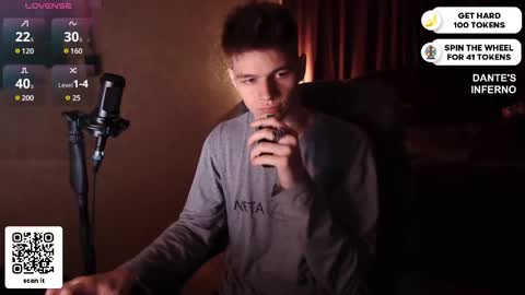 Snapshot of dantebigboi chatting on 02.26.25 Daniel online show from 02.26.25