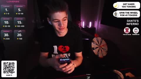 Snapshot of dantebigboi chatting on 03.09.25 Daniel online show from 03.09.25