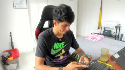 Snapshot of dantedecentralized chatting on 06.15.26 X Dante7373574 online show from 06.15.26