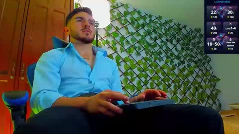 Snapshot of danteeblake chatting on 03.10.26 Dante online show from 03.10.26