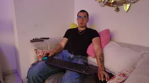 Snapshot of danterios_nom chatting on 02.13.26 Dante online show from 02.13.26