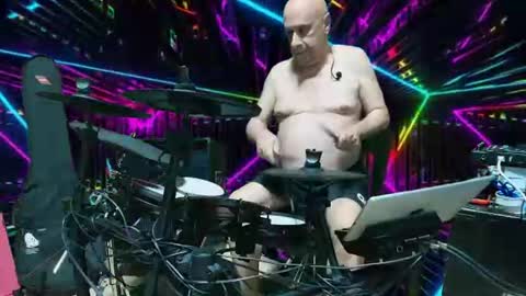 Snapshot of dany_drums chatting on 06.13.26 Dany Drums online show from 06.13.26