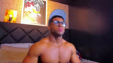 Snapshot of dany_dryy chatting on 10.25.25 Dany online show from 10.25.25