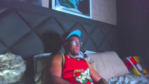 Snapshot of dany_dryy chatting on 11.27.25 Dany online show from 11.27.25