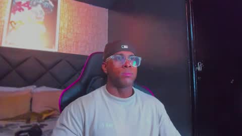 Snapshot of dany_dryy chatting on 12.01.25 Dany online show from 12.01.25