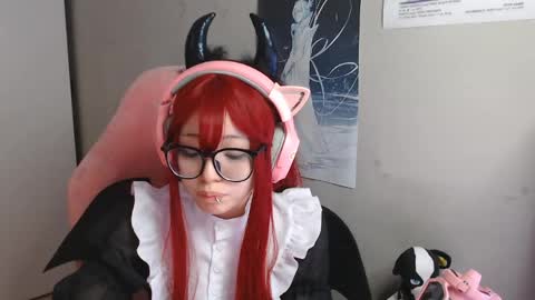 danyelleeyermann online show from 05.07.26