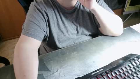 Snapshot of danysanchez1981 chatting on 11.21.25 danysanchez1981 online show from 11.21.25