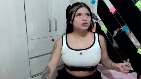 daphne877046 online show from 11.14.25