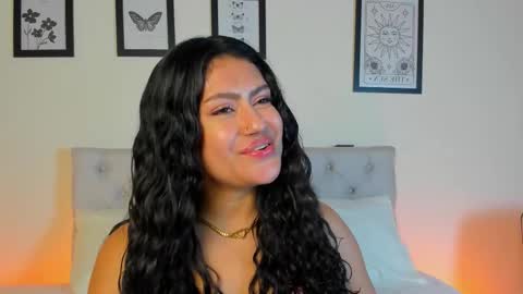 Antonella Mora online show from 12.02.25