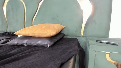 daphne_culeht online show from 05.27.26