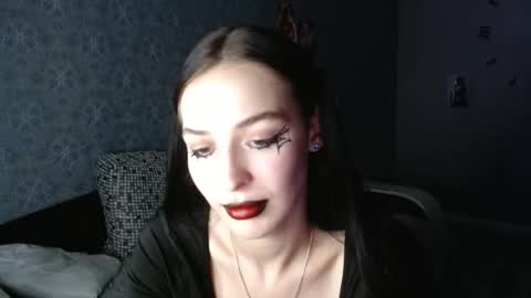 Snapshot of daphne_darkthorn chatting on 11.03.25 Daphne Darkthorn online show from 11.03.25