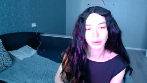 Snapshot of daphne_darkthorn chatting on 11.21.25 Daphne Darkthorn online show from 11.21.25