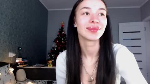 Snapshot of daphne_darkthorn chatting on 01.08.26 Daphne Darkthorn online show from 01.08.26