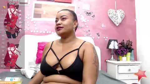 daphneeglow online show from 03.02.25