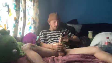 Snapshot of daplace4130 chatting on 03.08.25 TheePlace online show from 03.08.25