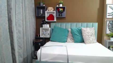 DarcyeJane online show from 01.16.26