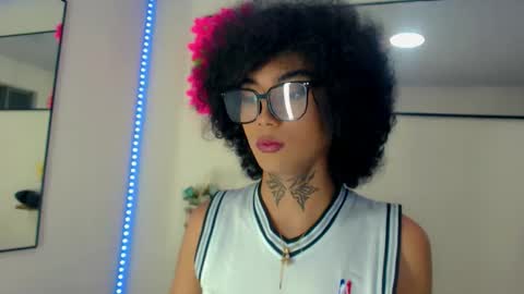 Snapshot of darianna_atehortua chatting on 04.29.26 Dary online show from 04.29.26