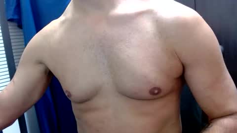 Snapshot of daringdee75 chatting on 12.15.25 DaringDee75 online show from 12.15.25