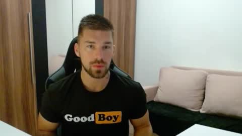 Snapshot of darius_94 chatting on 11.20.25 darius_94 online show from 11.20.25