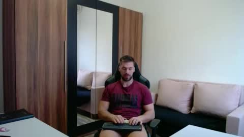 Snapshot of darius_94 chatting on 03.10.26 darius_94 online show from 03.10.26