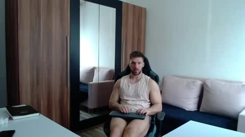 darius_94 online show from 04.29.26